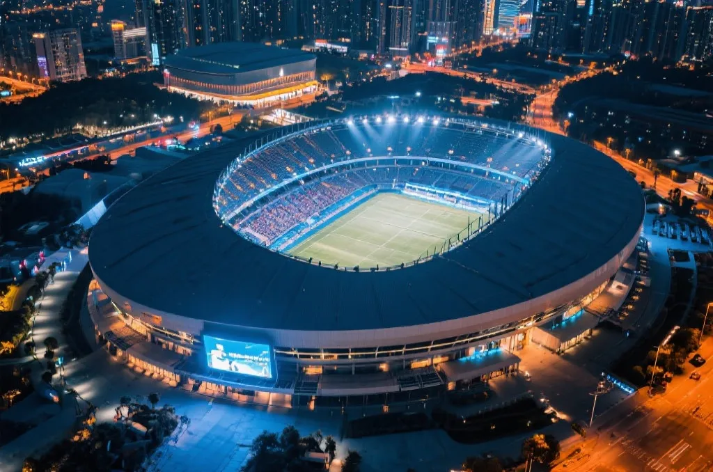 绿茵场外的万亿狂欢：世界杯如何引爆全球消费与资本市场？